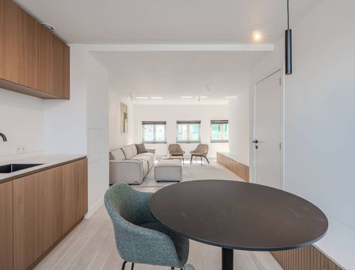                                         Duplex te huur in Oostende, € 850
