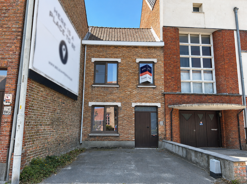 Maison à vendre
                    à 8000 Sint-Pieters