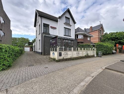                                         Handelspand met woonst te huur in Kasterlee, € 2.100
