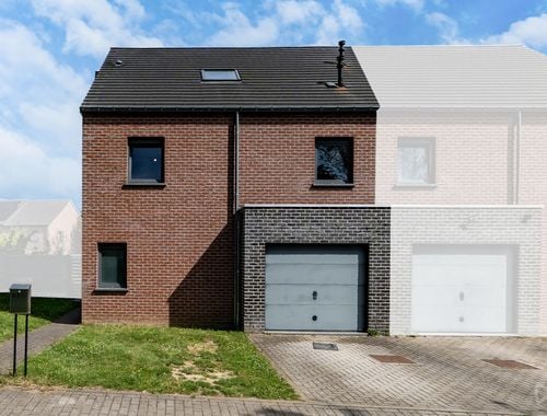                                         Woning te koop in Anderlues, € 349.000
