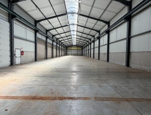                                         Garage te huur in Zwevezele, € 8.760
