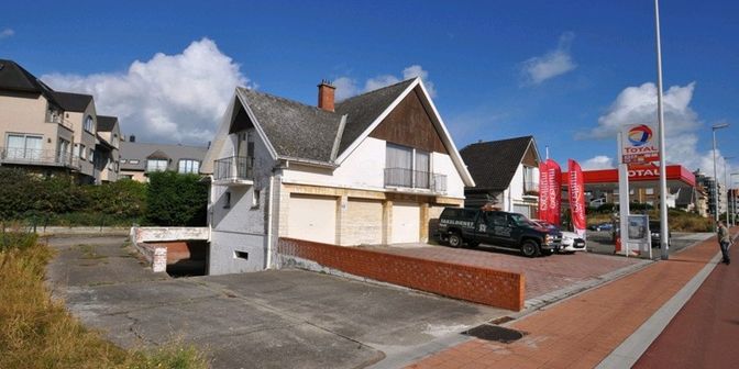 Garage te huur in Koninklijke Baan 218, 8670 Koksijde
