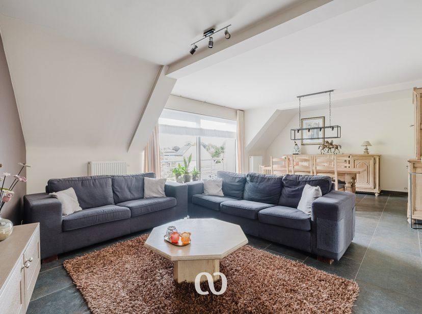 Eerste BEZOEKMOMENT op 8 juli. Maak zelf een afspraak via onze site.<br />
Op zoek naar een instapklaar appartement in het centrum van Wortegem? Ideaa