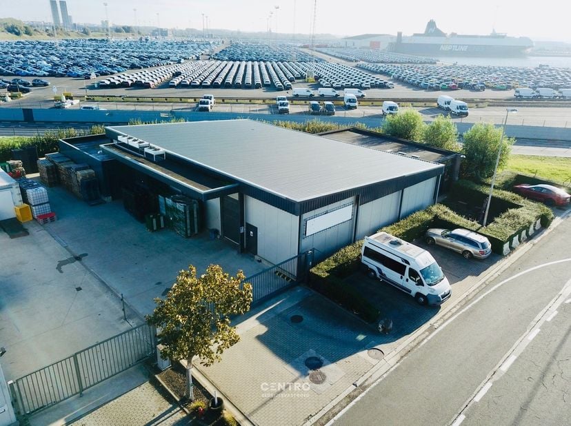 Bedrijfsvastgoed te koop in Groenlandstraat 25,
                    8380 Zeebrugge