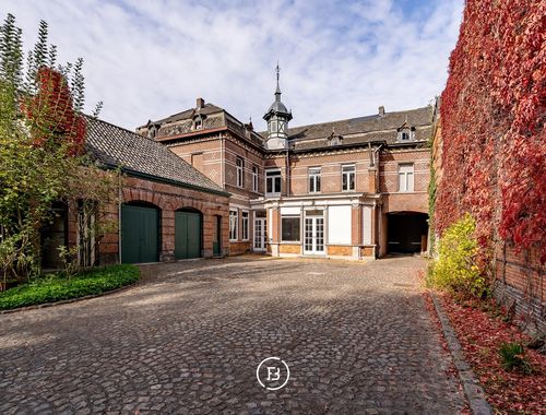                                         Woning te koop in Lebbeke, € 725.000
