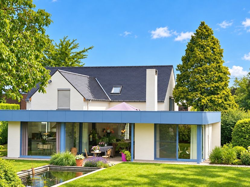 Huis te koop in Brugsesteenweg 135. bus .,
                    9900 Eeklo