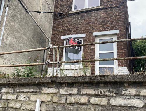                                         Woning te koop in Couillet, € 70.000
