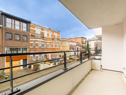                                         Appartement à louer à Evere, € 1.200
