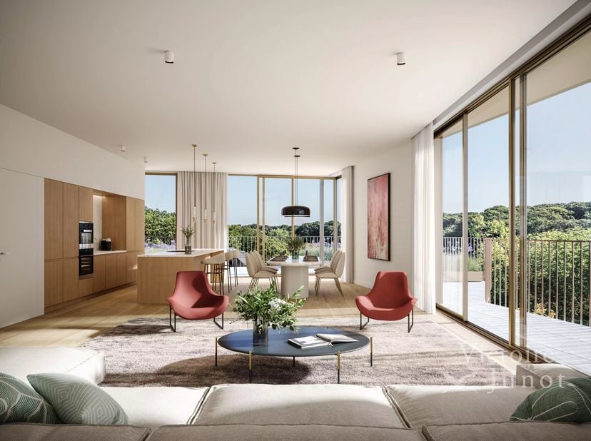Dit nieuwe luxe project omgeven door groen ligt aan de Boulevard du Souverain, tegenover het Hertoginnedalpark, en bestaat uit 48 eenheden.<br />
Vict