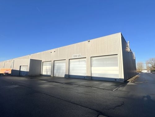                                        Bâtiment d’entreprise à louer à Evergem, € 4.300
