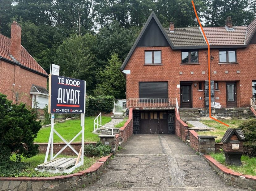 Huis te koop in Spoorwegstraat 29,
                    3294 Molenstede