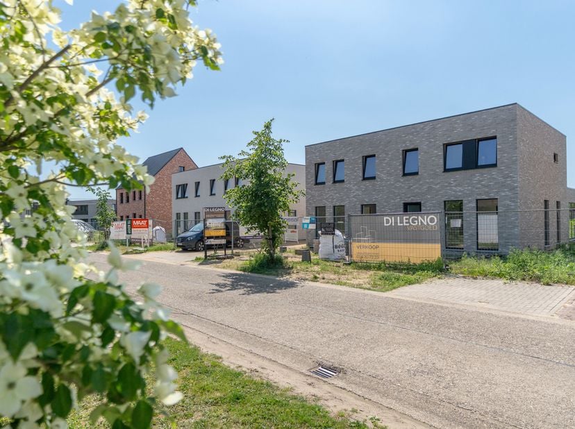 Huis te koop
                    in 2275 Lille