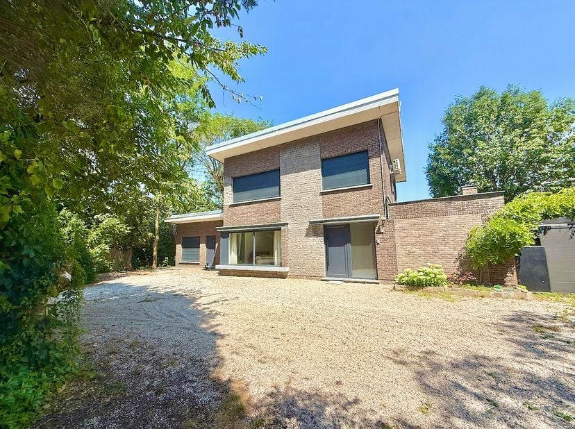 Maison à louer
                    à 9940 Evergem