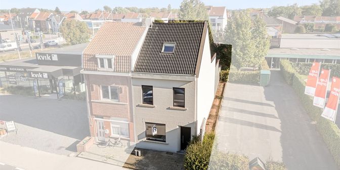 Huis te koop in gentsesteenweg 242, 8500 Kortrijk