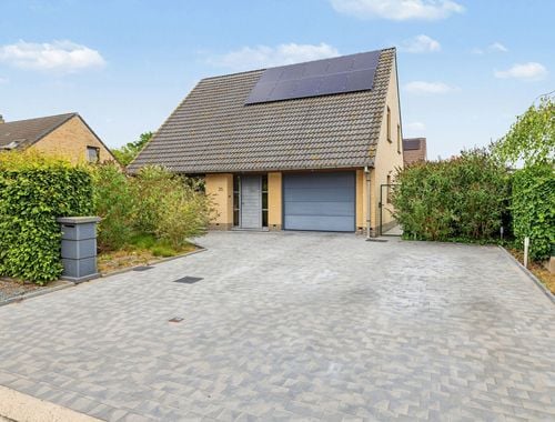                                         Woning te koop in Moerzeke, € 499.900
