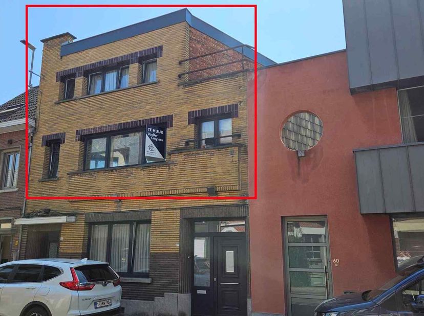 Appartement op de 1e en 2e verdieping te Jozef Buyssestraat 62 bus 11 bestaande uit op de eerste verdieping een hal, een living, aparte keuken, badkam