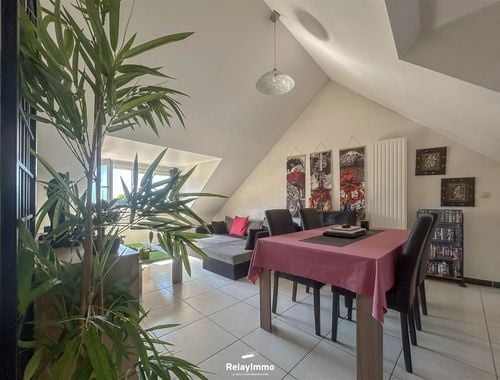                                         Appartement à louer à Tournai, € 690
