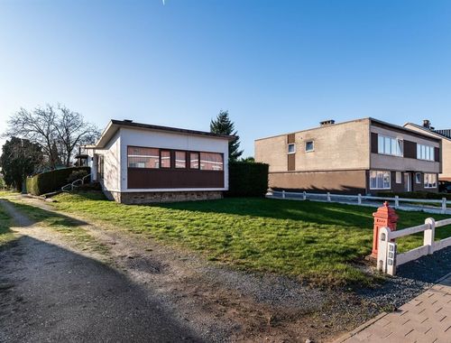                                         Eengezinswoning te koop in Sint-Niklaas, € 369.000
