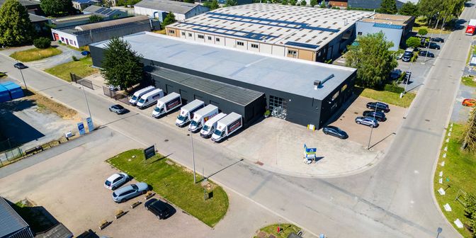 Bien professionnel à louer à Avenue Franklin 9, 1300 Wavre