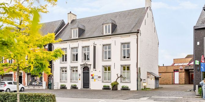 Bien professionnel à vendre à Markt 9, 1750 Sint-Kwintens-Lennik