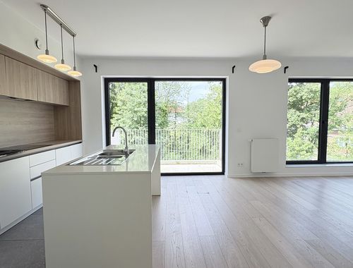                                         Appartement à louer à Woluwe-Saint-Lambert, € 1.750
