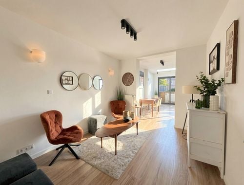                                         Appartement te huur in Ukkel, € 1.150
