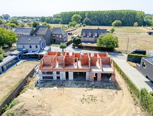                                         Eengezinswoning te koop in Vlierzele, € 419.500
