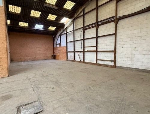                                         Autre à louer à Staden, € 375
