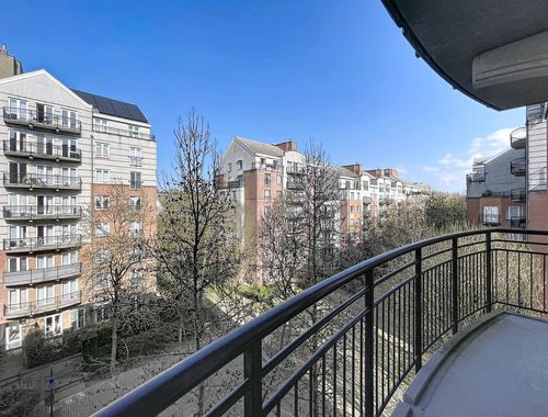                                         Appartement à louer à Jette, € 1.250
