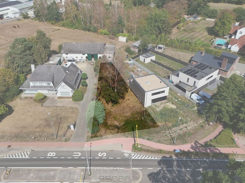 Grond te koop in Nachtegalenstraat  25,
                    3520 Zonhoven