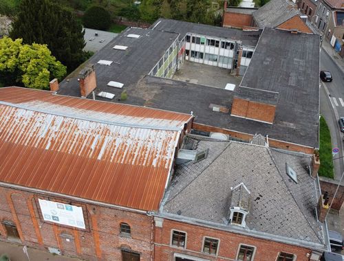                                         Burelencomplex te koop in Paturages, € 824.734
