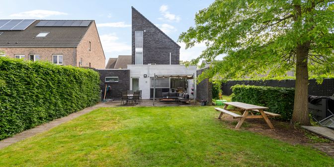 Huis te koop in Sint -Barbarastraat 9, 2440 Geel