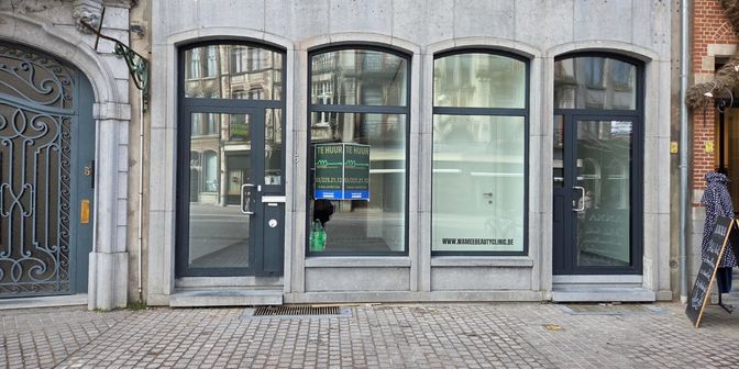 Bedrijfsvastgoed te huur in Grote Markt 6, 2500 Lier