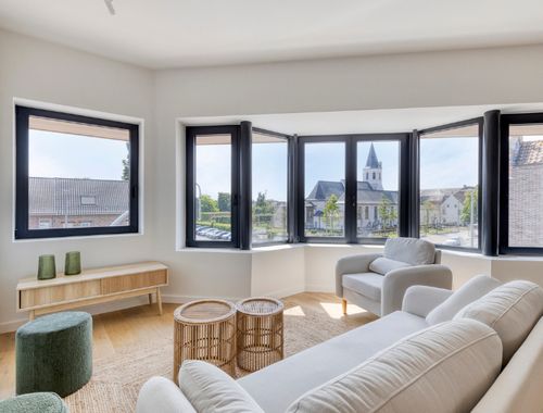                                         Appartement à louer à Zeveneken, € 1.050
