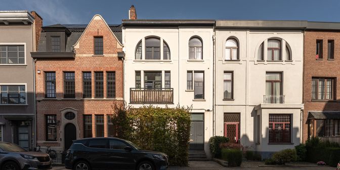 Maison à vendre à Mevrouw Courtmansstraat 11, 2600 Berchem