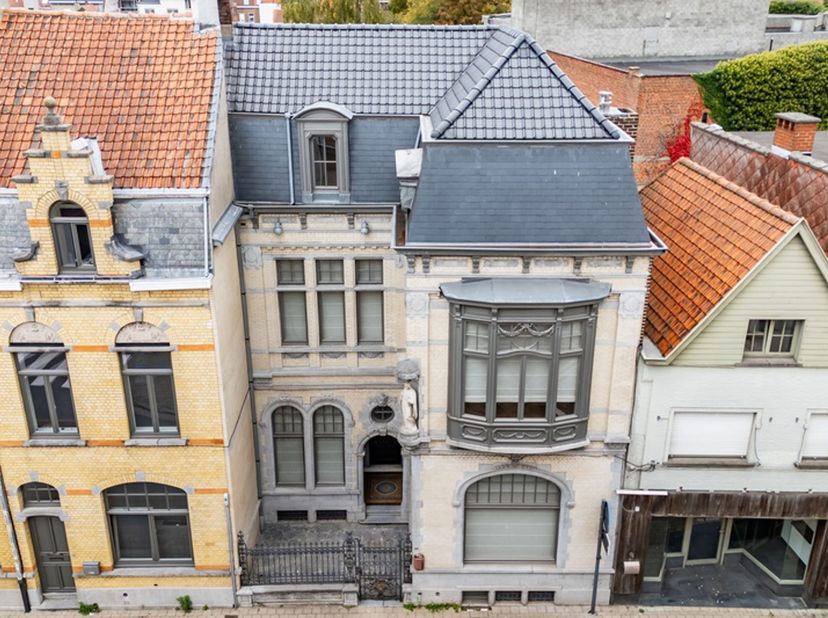 Huis te koop in Roeselaarsestraat 96,
                    8870 Izegem