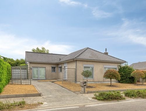                                         Bungalow te koop in Aartrijke, € 389.000
