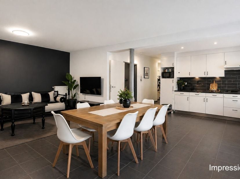 Dit instapklare appartement, gelegen op de gelijkvloerse verdieping van een goed onderhouden appartementencomplex nabij het levendige centrum van Lint