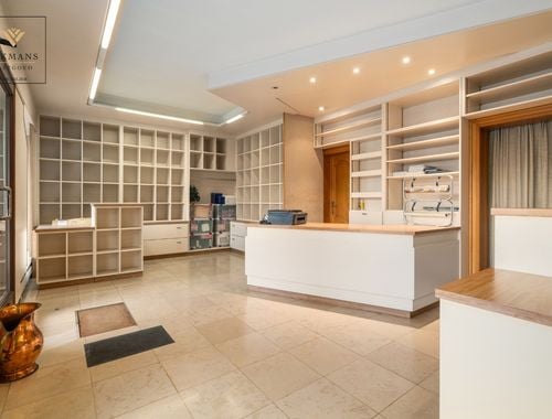                                         Handelspand te koop in Ronse, € 269.900
