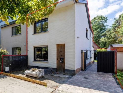                                        Woning te koop in Brasschaat, € 489.000
