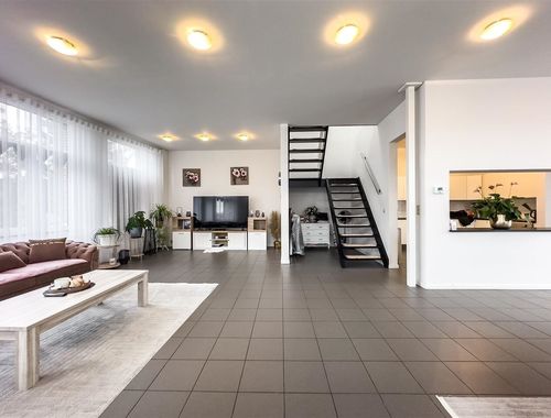                                        Duplex te koop in Brasschaat, € 399.000
