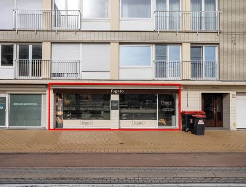                                         Appartementsgebouw te koop in Oostende, € 250.000
