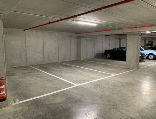                                         Kelder garage te koop in Mol, € 18.694
