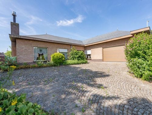                                         Maison à vendre à Oudenaarde, € 210.000
