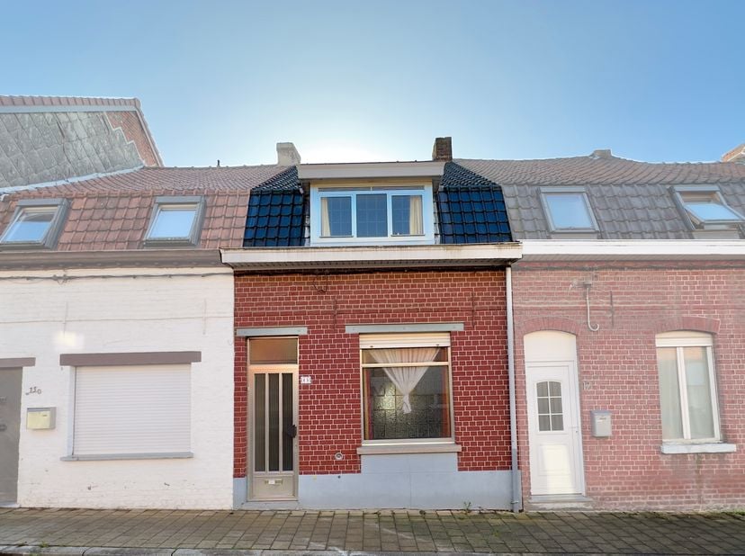 Huis te koop in ,
                    7700 Moeskroen