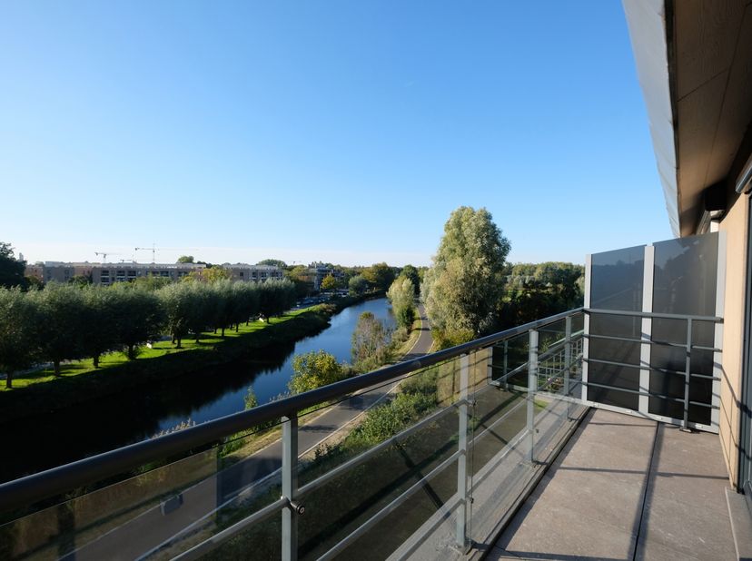 Appartement te huur in Oude-Bruglaan 4 bus 402,
                    9160 Lokeren