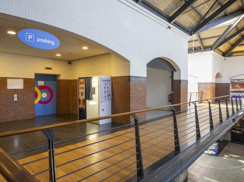 Bedrijfsvastgoed te huur in Sint-Bernardsesteenweg 312-320,
                    2020 Antwerpen