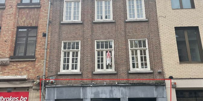 Bien professionnel à louer à Diksmuidestraat 7, 8900 Ieper