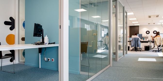 Bedrijfsvastgoed te huur in Boulevard Industriel 54-82, 7700 Moeskroen