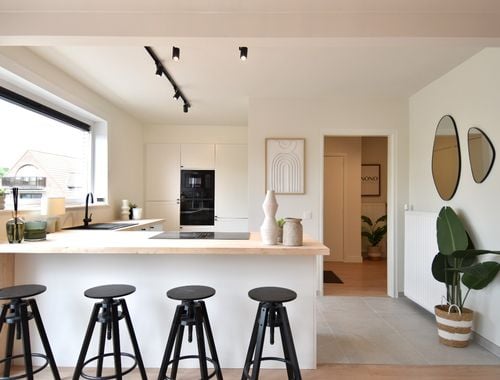                                         Appartement te koop in Gullegem, € 325.000
